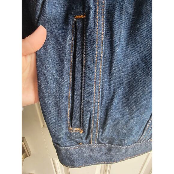 Vintage American Hero Dark Wash Denim Jacket Men Fish Embroidered READ - Picture 7 of 13